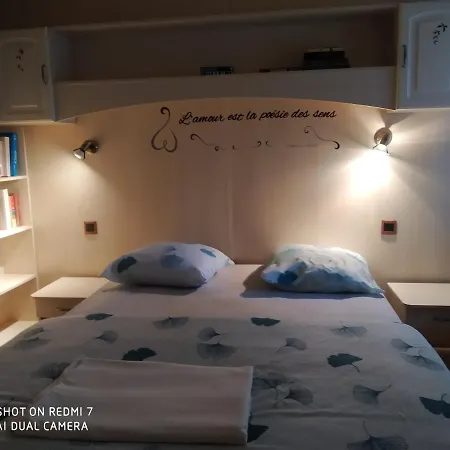 La maison des loirs Valréas Extérieur photo